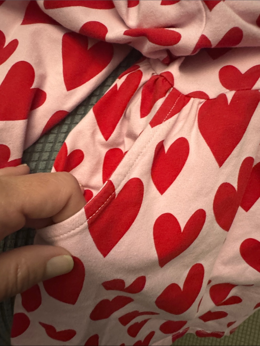 Hanna Andersson Pink Dress with Red Heart Print. Size 4T. Gently Used Condition. - Picture 5 of 5